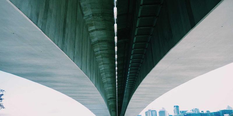 从救火队到战略伙伴：基于ITIL 4框架的现代IT服务运营与Zen IT转型指南